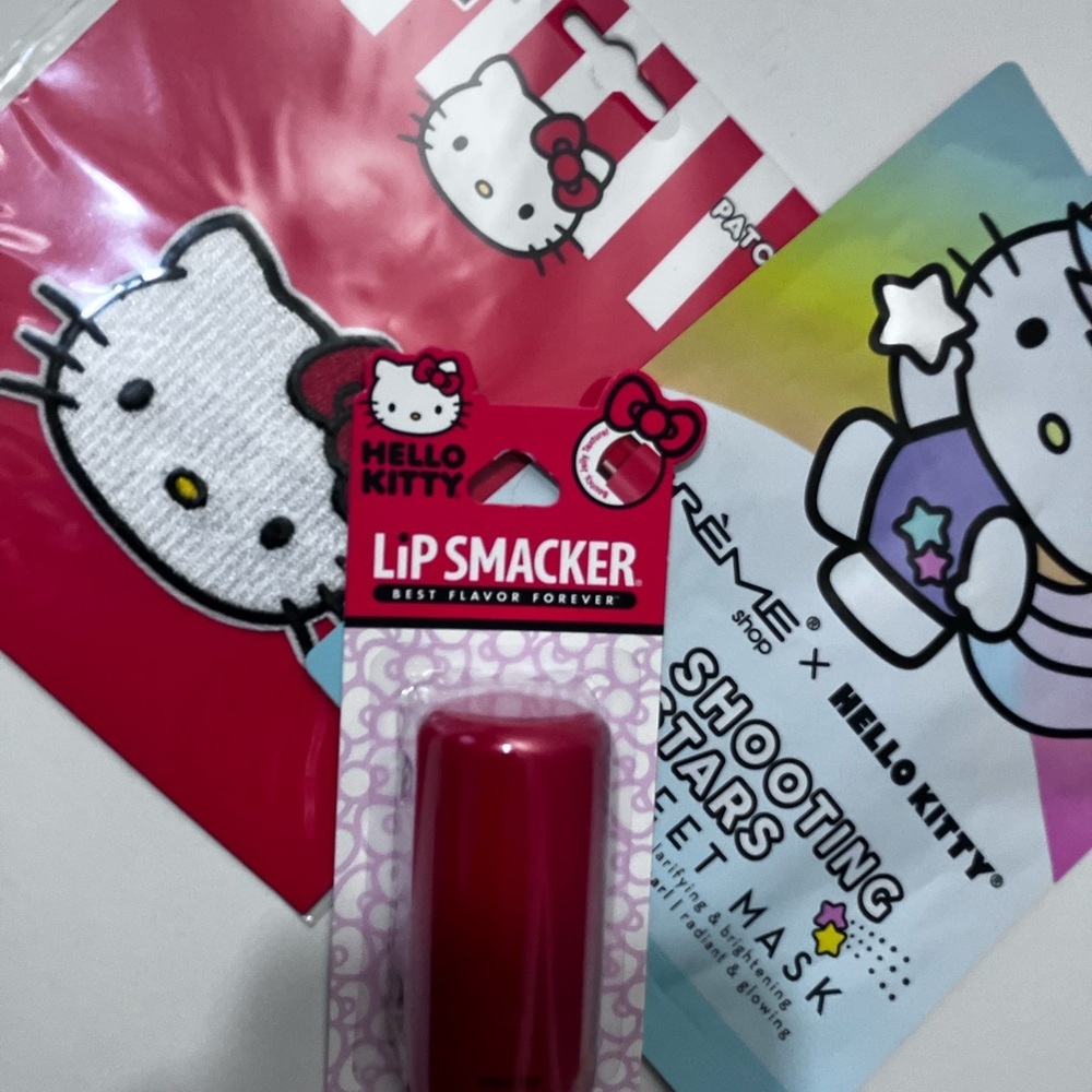 Hello Kitty Lip Smacker/Mask/Patch